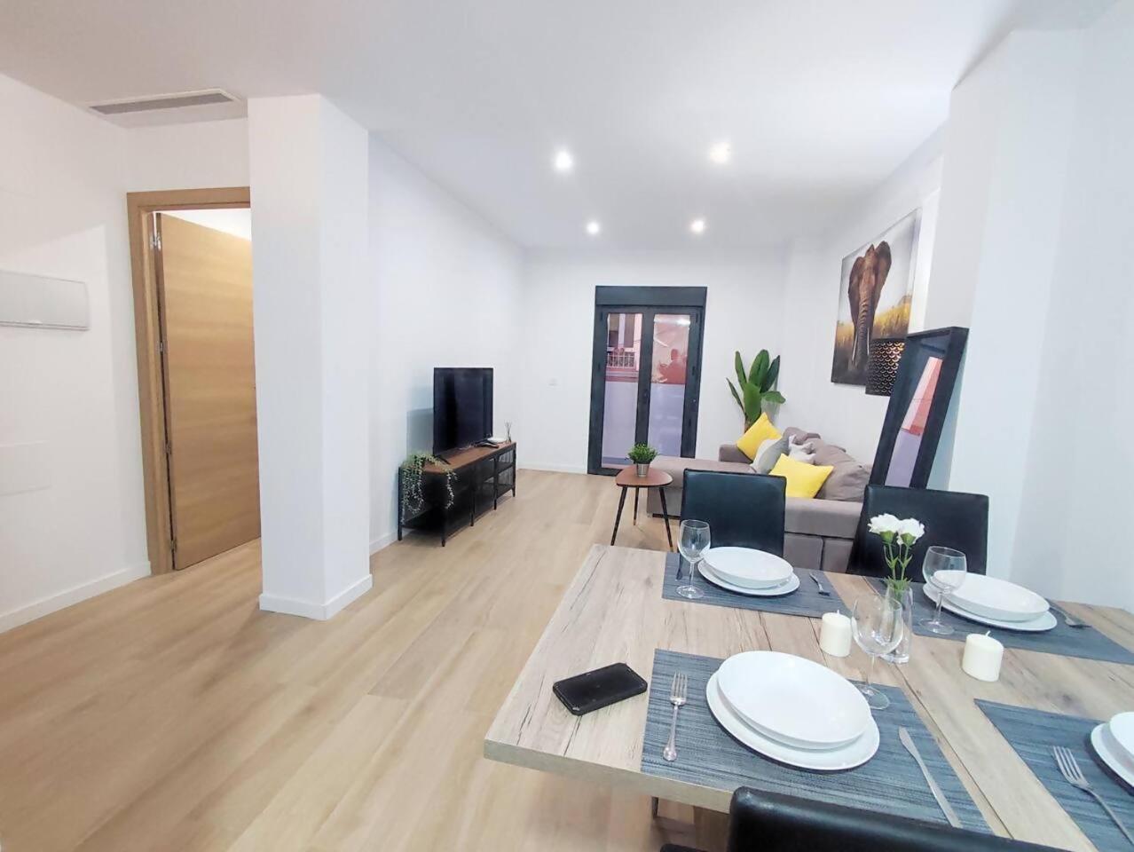 Ohana Home 2 مالقة المظهر الخارجي الصورة